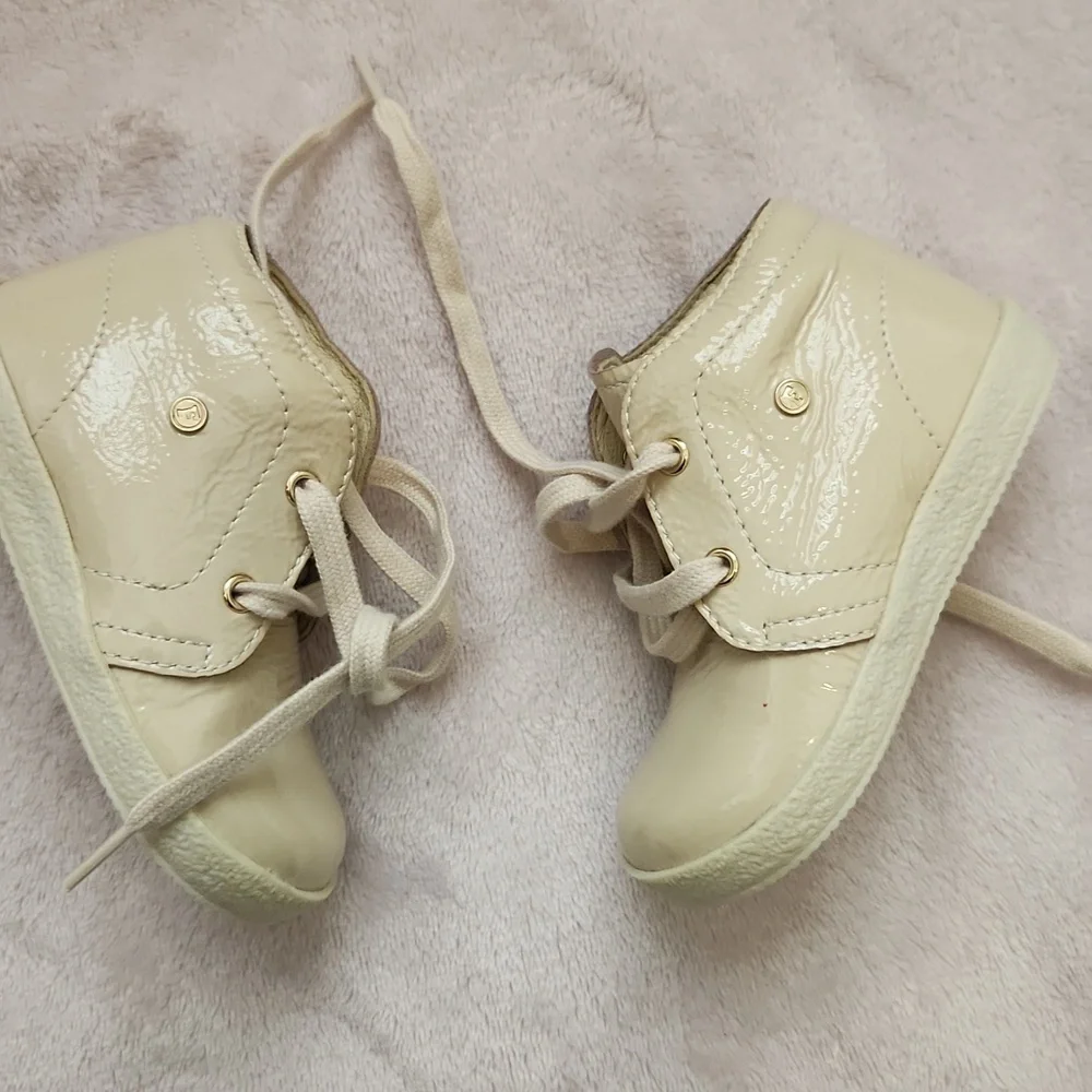 Naturino Falcotto Kids Cream Lace-Up Shoes